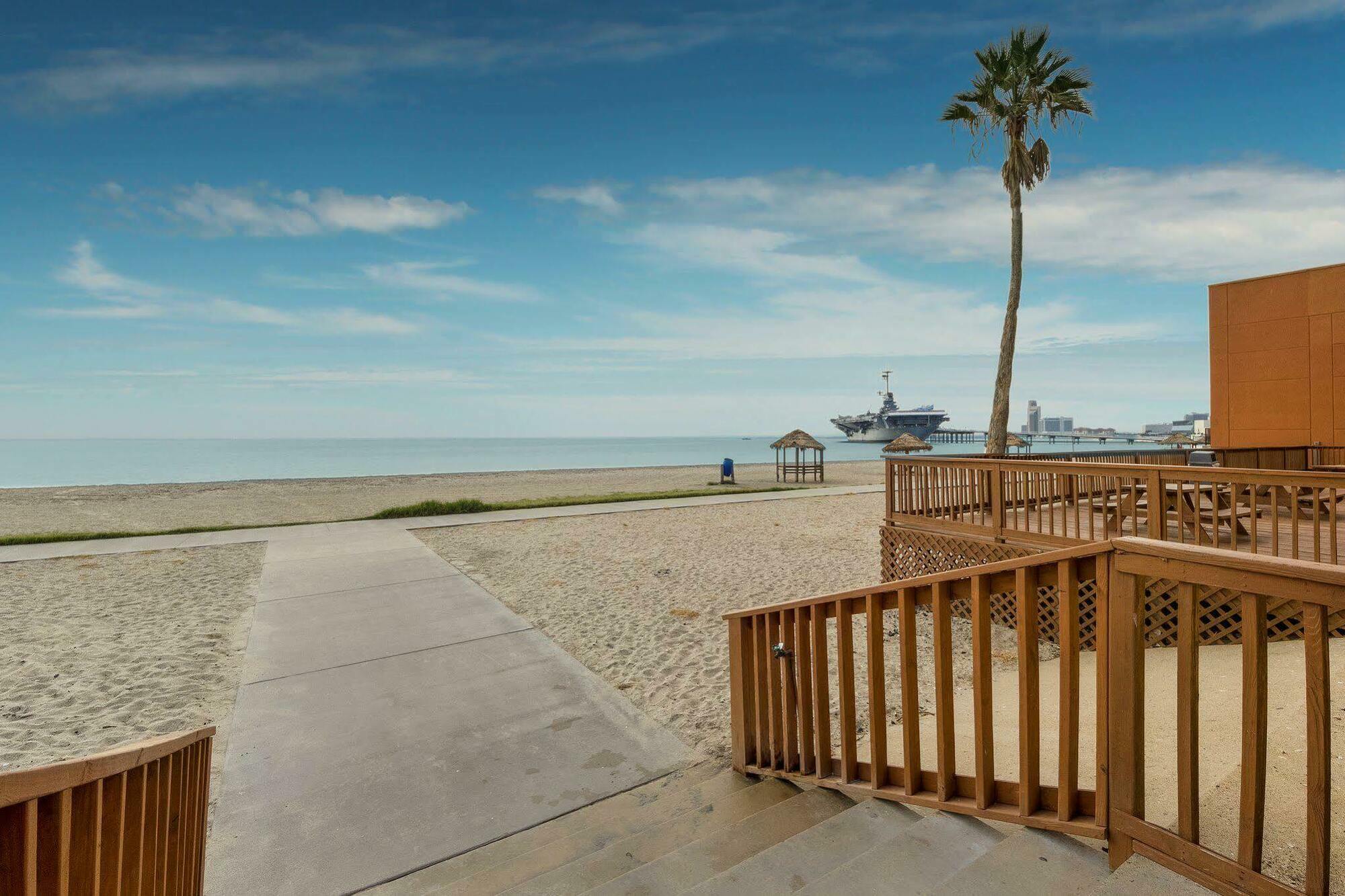 Quality Inn & Suites On The Beach Corpus Christi Dış mekan fotoğraf